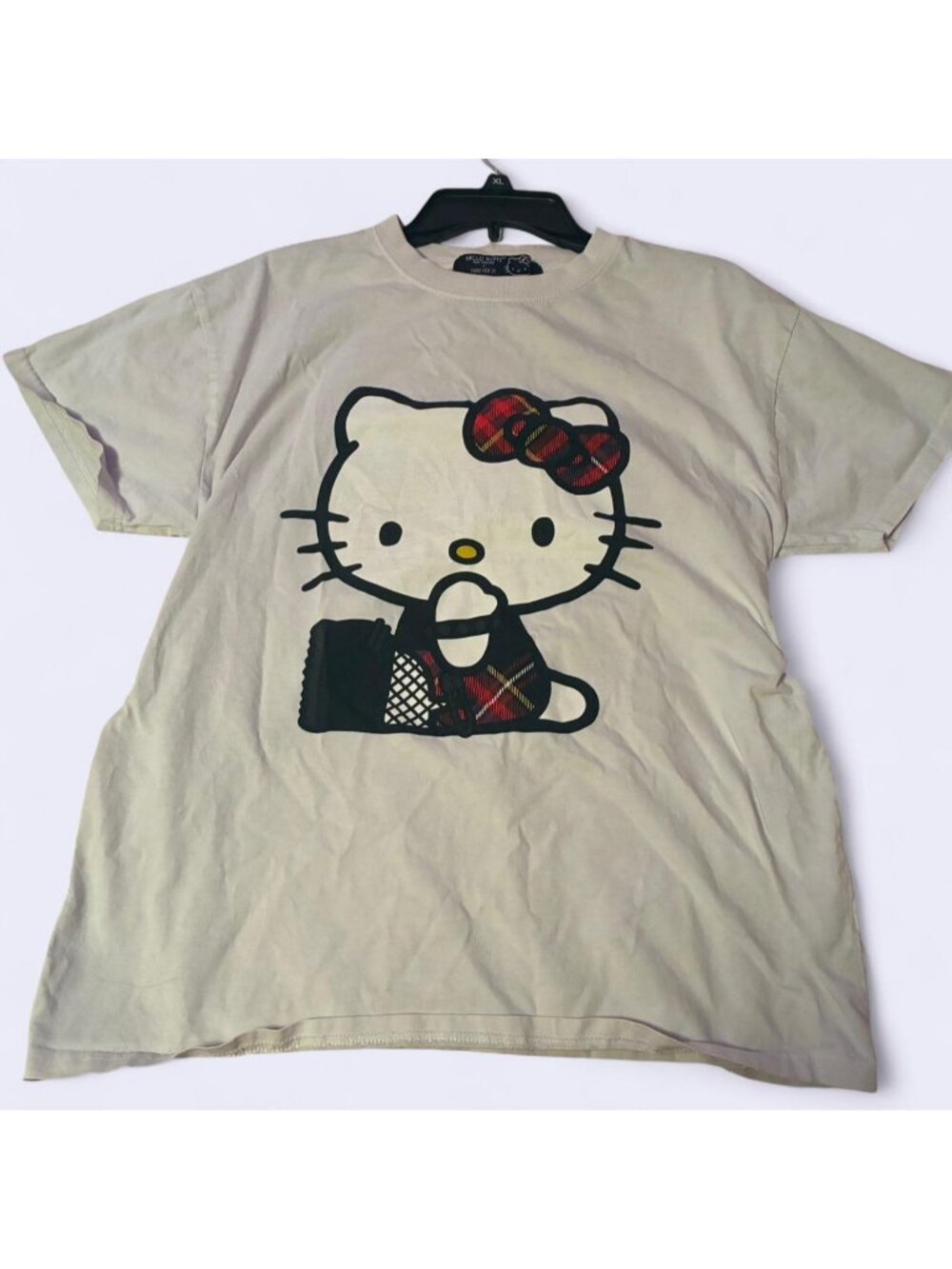 Hello Kitty plaid tee in white and red #kawaii #plaid